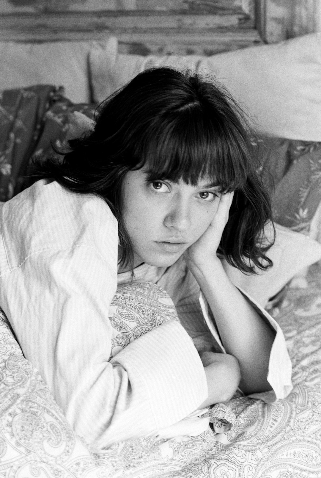 Portrait d'une actrice de série télévisée des années 1990